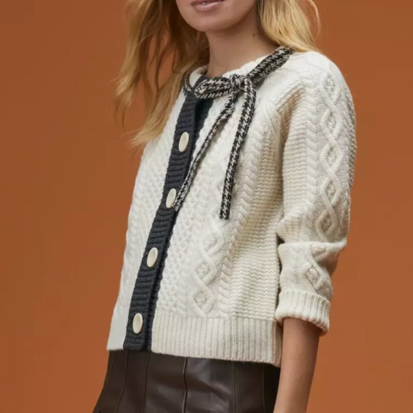 Love Token NWT Bradley Pearl Black Sweater M